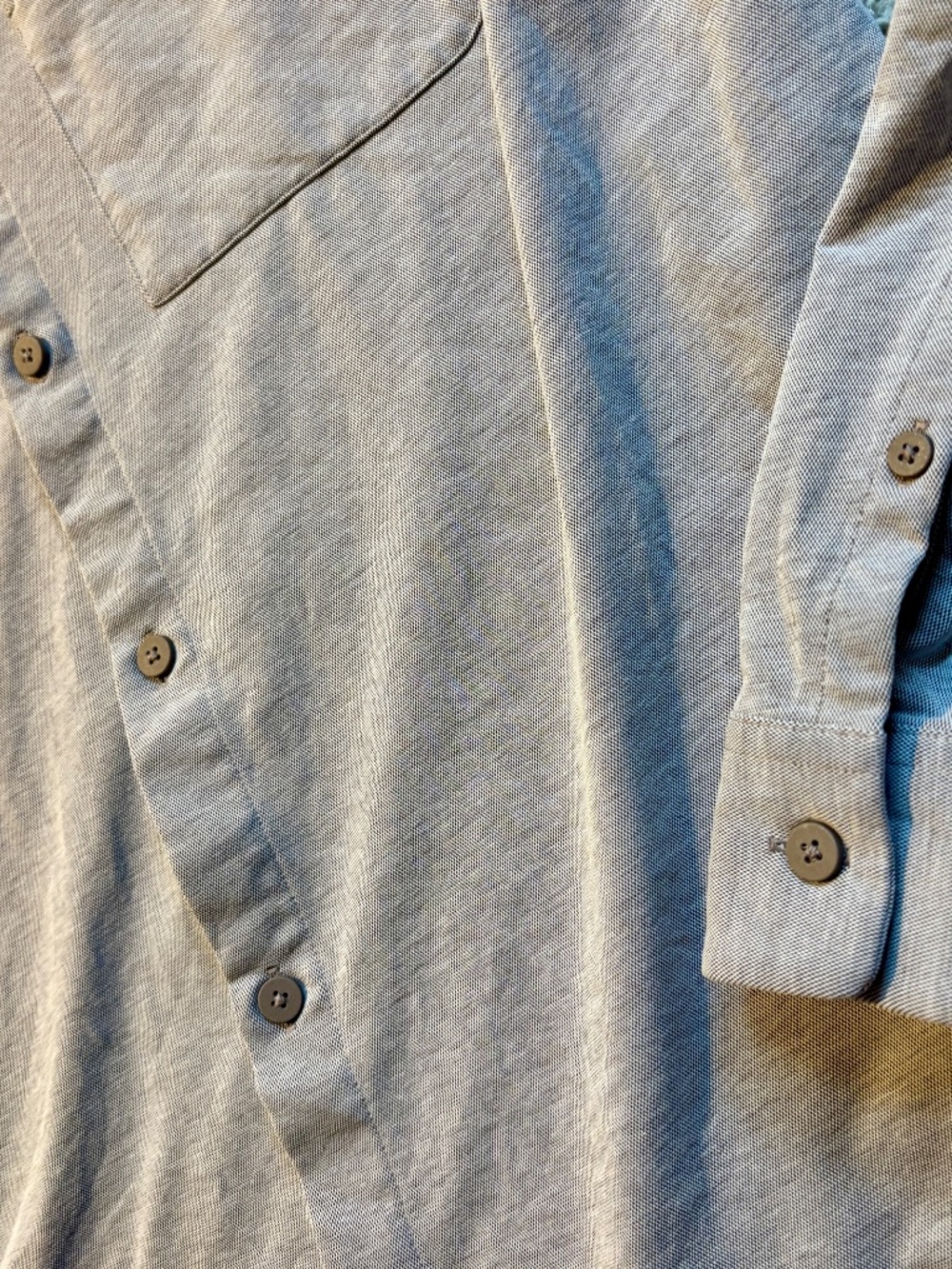 Men's lululemon athletica Light Gray Long Sleeve Casual Button-Down Shirt, L - Picture 3 of 6